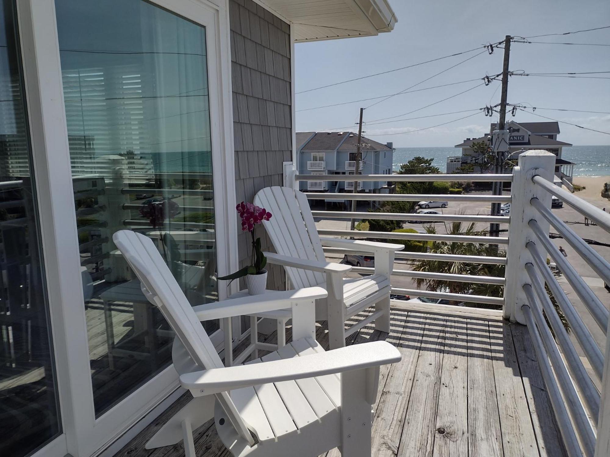 Sandpeddler Inn And Suites 라이츠빌비치 외부 사진