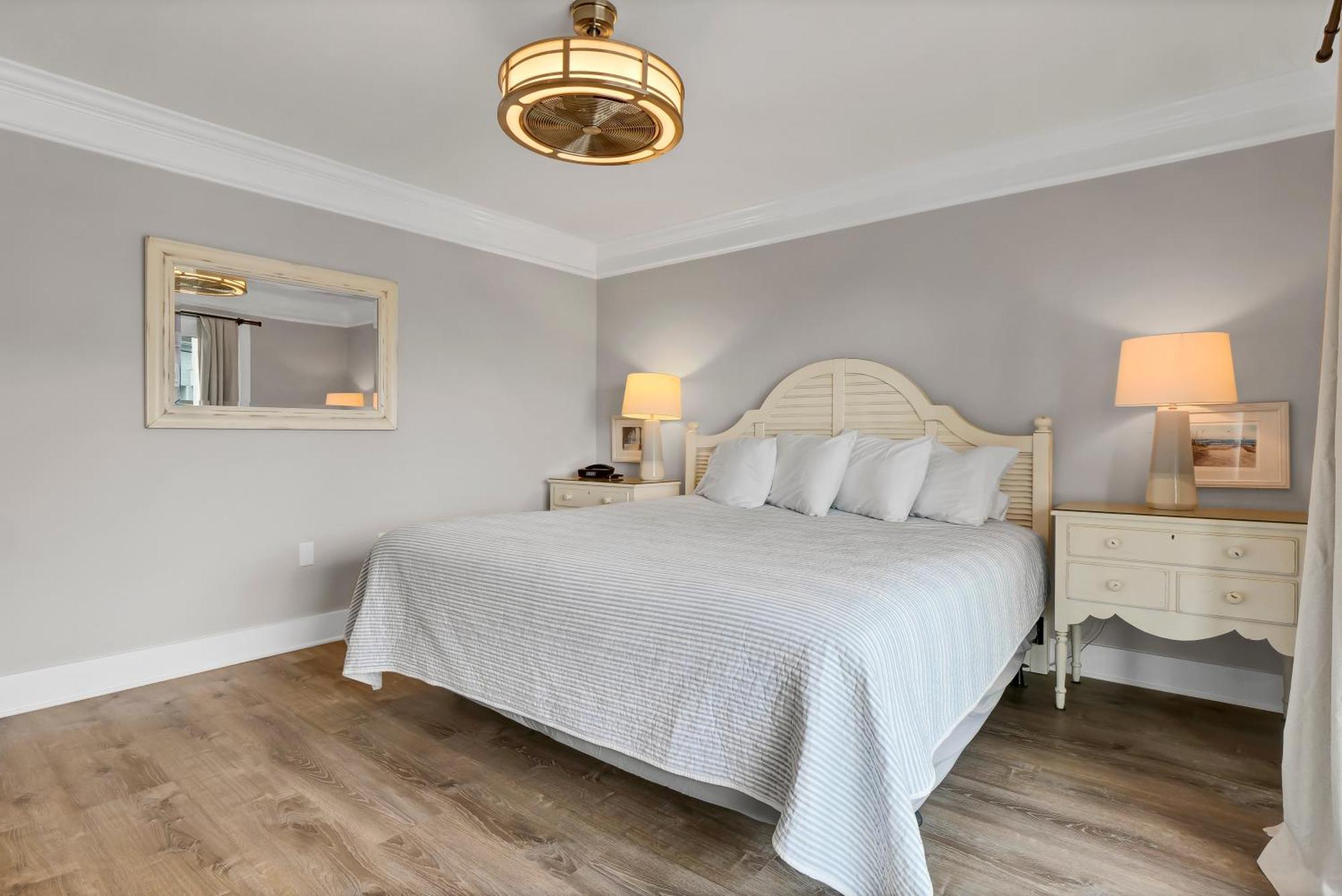 Sandpeddler Inn And Suites 라이츠빌비치 외부 사진
